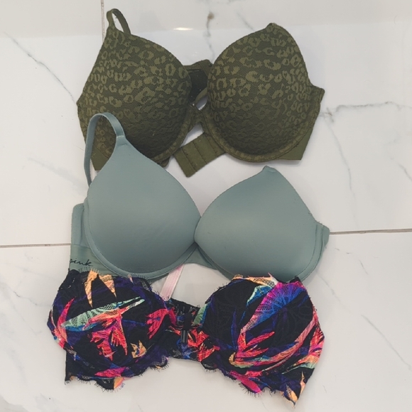 Stylish Women's Bra Set - Green, Blue, Multicolor - Picture 1 of 9